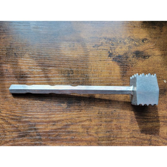 Aluminum 8" Meat Tenderizer - Fine & Coarse Pounder Mallet - Taiwan - Picture 3 of 7